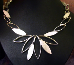 zilver collier moshaver